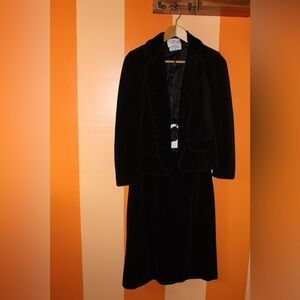 Savage Juliette Black Velvet Women's Blazer Jacket/skirt with Curved Lapel